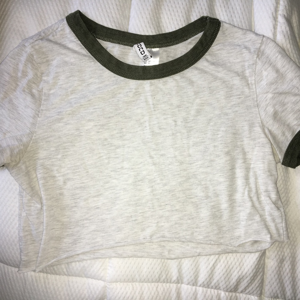 cute light grey tee